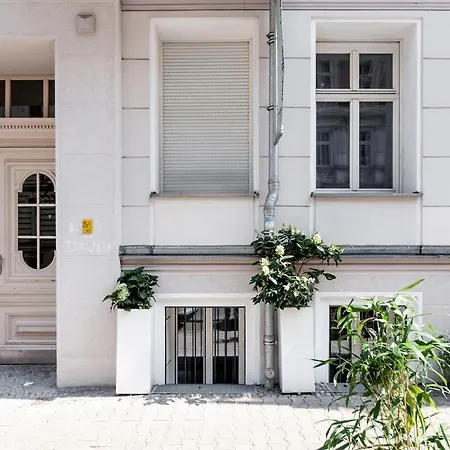 S31 - 22 Bergmannstrasse Front Appartement *