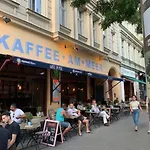 S31 - 22 Bergmannstrasse Front *