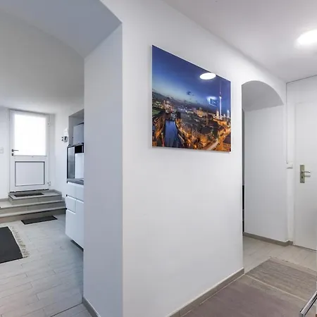 Apartament S31 - 22 Bergmannstrasse Front *