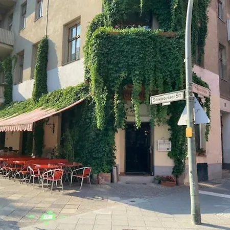 S31 - 22 Bergmannstrasse Front *