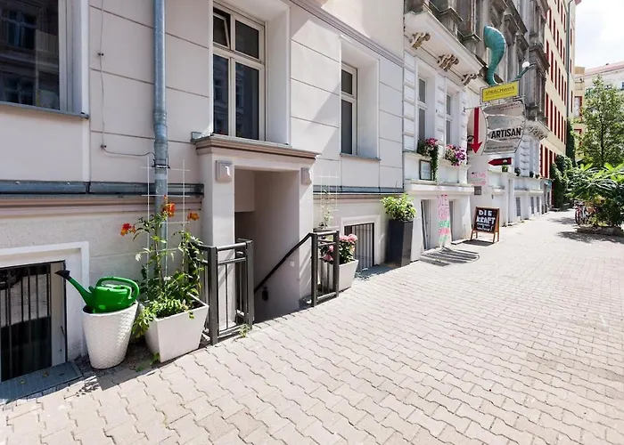 S31 - 22 Bergmannstrasse Front * Berlim