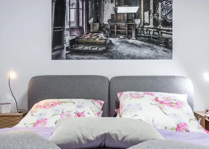 S31 - 22 Bergmannstrasse Front شقة