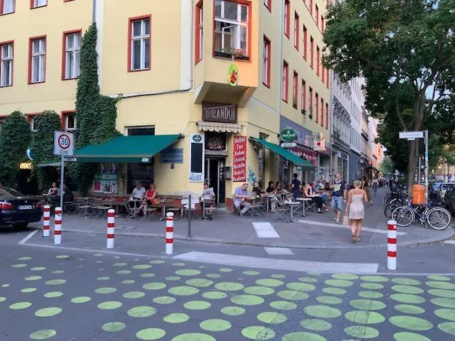 S31 - 22 Bergmannstrasse Front *