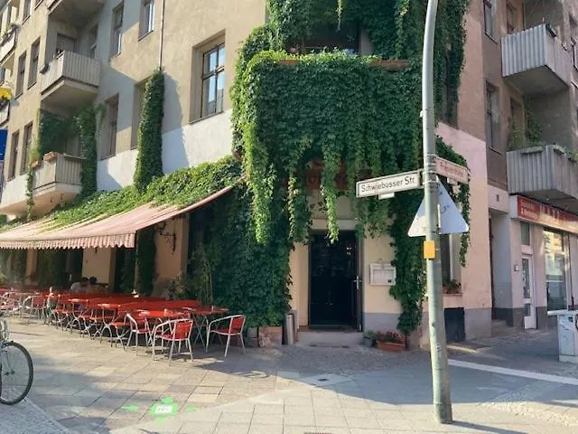 S31 - 22 Bergmannstrasse Front *