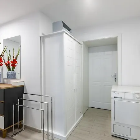 S31 - 22 Bergmannstrasse Front Appartement Berlin