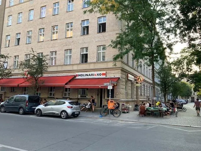 S31 - 22 Bergmannstrasse Front